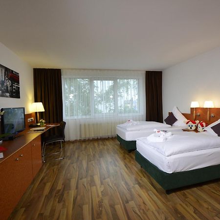 Michel Hotel Frankfurt Airport Rüsselsheim Eksteriør billede