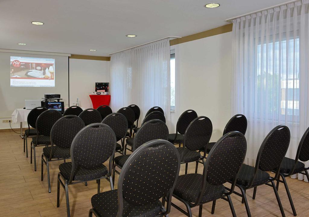 Michel Hotel Frankfurt Airport Rüsselsheim Eksteriør billede