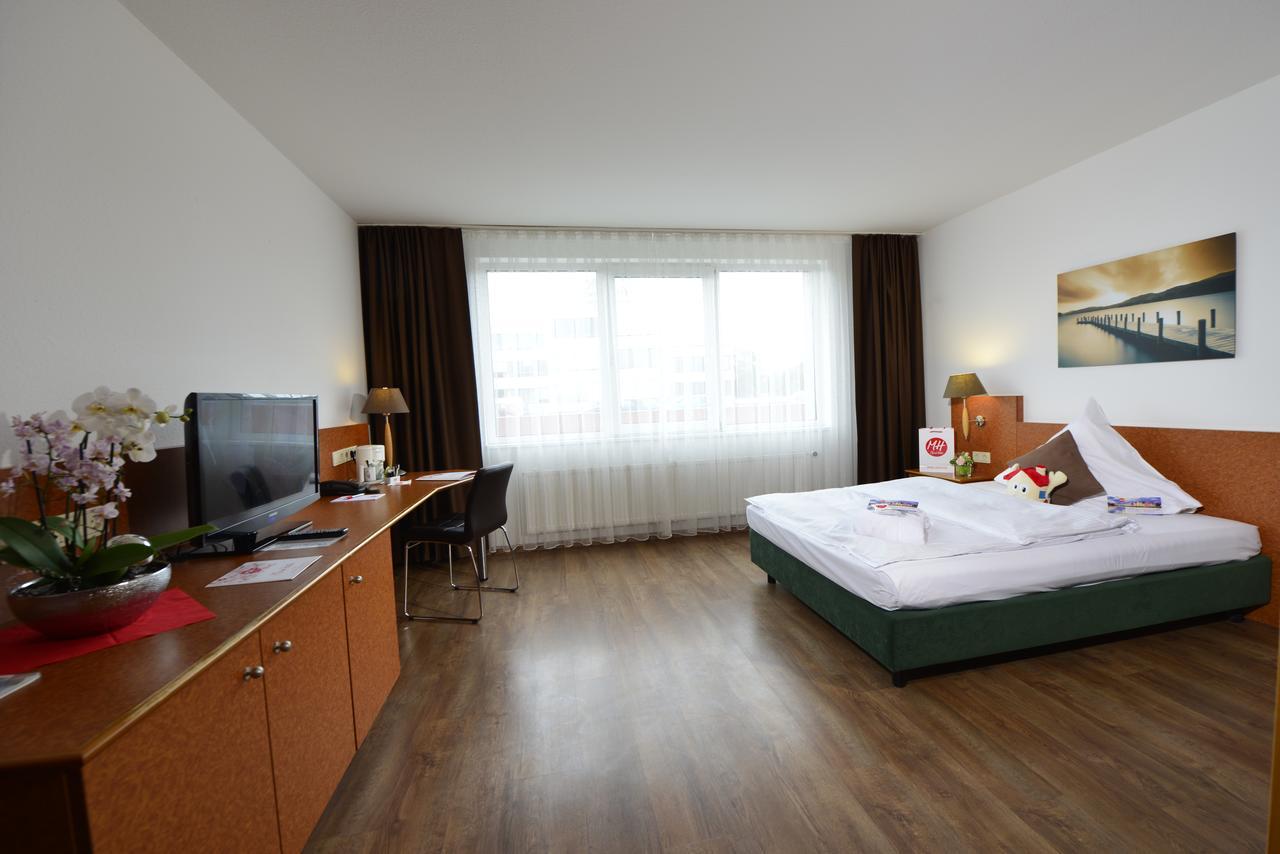 Michel Hotel Frankfurt Airport Rüsselsheim Eksteriør billede