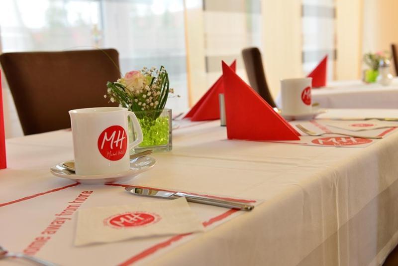Michel Hotel Frankfurt Airport Rüsselsheim Eksteriør billede