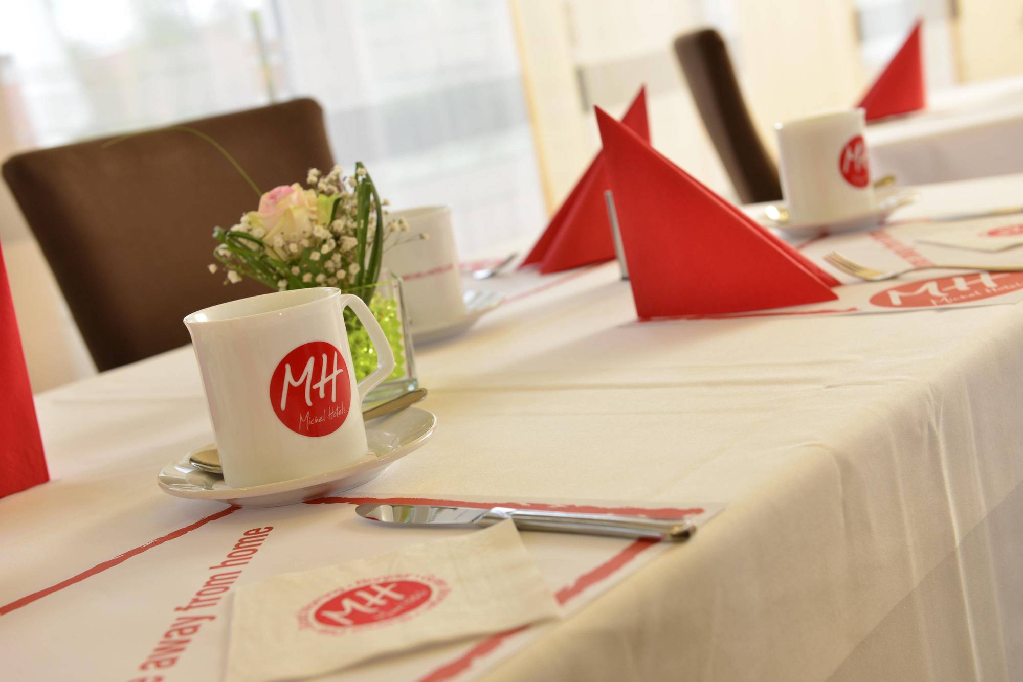 Michel Hotel Frankfurt Airport Rüsselsheim Eksteriør billede