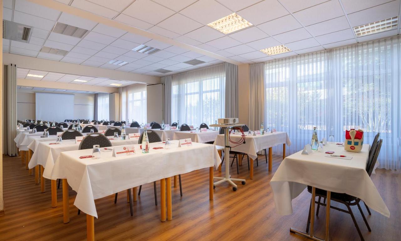 Michel Hotel Frankfurt Airport Rüsselsheim Eksteriør billede